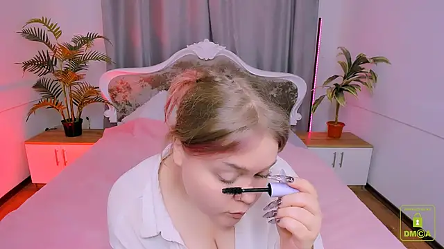 Snapshot of Erica__Alta chatting on 15, 11, 2025 Erica Alta online show from 15, 11, 2025