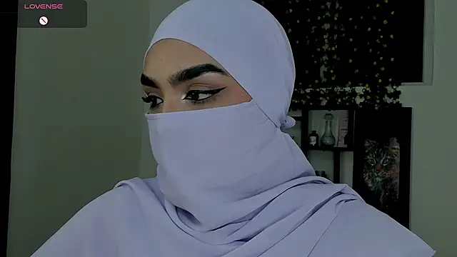 Snapshot of Maissa_Alabi chatting on 5, 1, 2026 Maissa Alabi online show from 5, 1, 2026