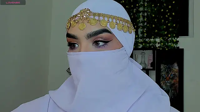 Snapshot of Maissa_Alabi chatting on 13, 1, 2026 Maissa Alabi online show from 13, 1, 2026