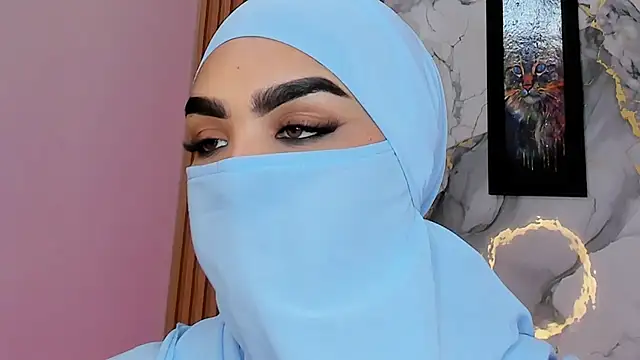 Snapshot of Maissa_Alabi chatting on 13, 4, 2026 Maissa Alabi online show from 13, 4, 2026