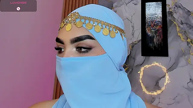 Snapshot of Maissa_Alabi chatting on 15, 4, 2026 Maissa Alabi online show from 15, 4, 2026