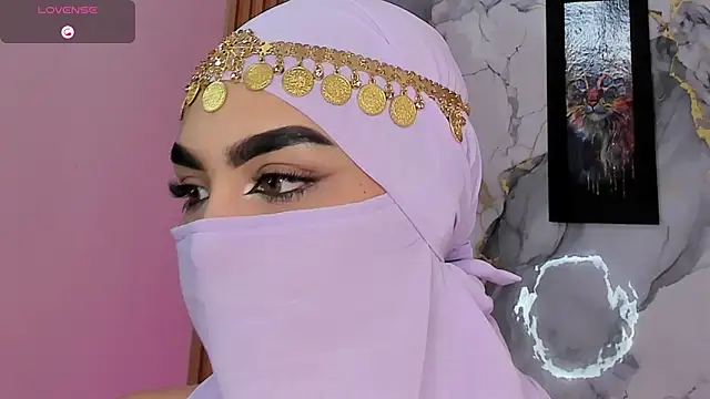 Snapshot of Maissa_Alabi chatting on 16, 4, 2026 Maissa Alabi online show from 16, 4, 2026