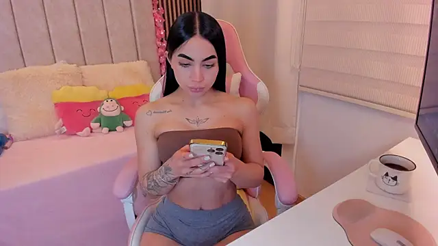 Snapshot of tamy_xoo chatting on 2, 4, 2026 tamy xoo online show from 2, 4, 2026