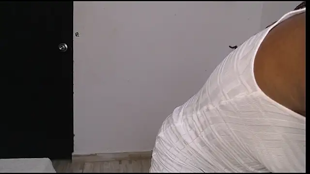 avis lara online show from 31, 3, 2026