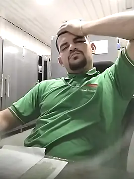 Snapshot of mamauara092 chatting on 24, 3, 2026 mamauara092 online show from 24, 3, 2026