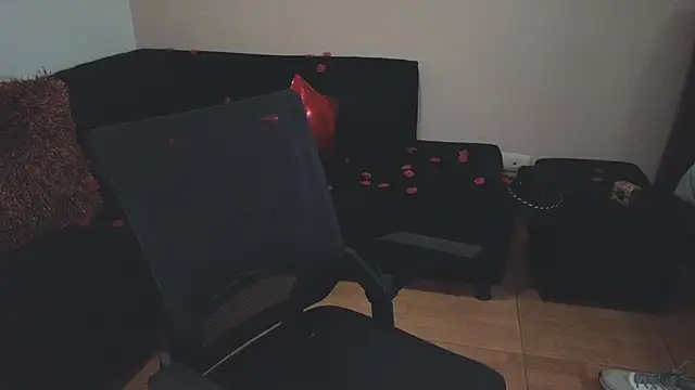 hairyncuteass online show from 15, 2, 2025