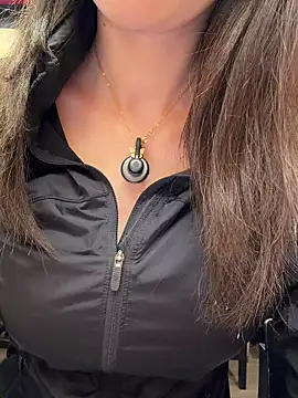 Snapshot of anan2025 chatting on 2, 4, 2026 anan2025 online show from 2, 4, 2026