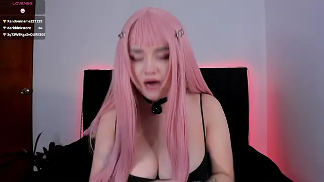 Snapshot of raven__white1 chatting on 21, 2, 2025 raven white1 online show from 21, 2, 2025