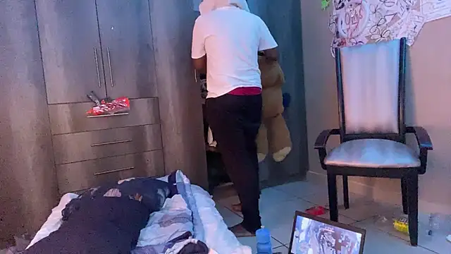 Snapshot of snotLoud chatting on 22, 2, 2026 snotLoud online show from 22, 2, 2026