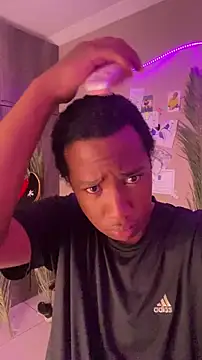 Snapshot of snotLoud chatting on 28, 2, 2026 snotLoud online show from 28, 2, 2026