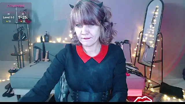 Snapshot of Goddess_Orsa chatting on 7, 2, 2026 Goddess Orsa online show from 7, 2, 2026