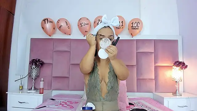 AnieRey online show from 28, 1, 2025