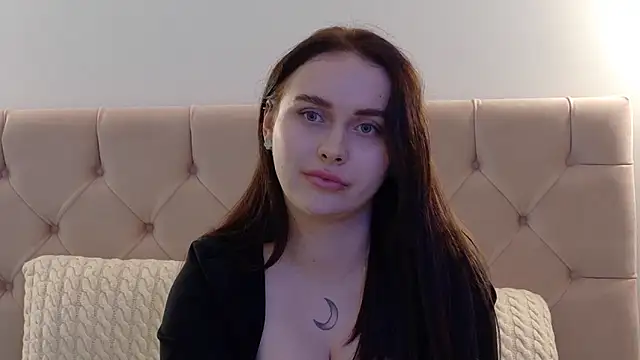 Lilliana Moon online show from 24, 1, 2025