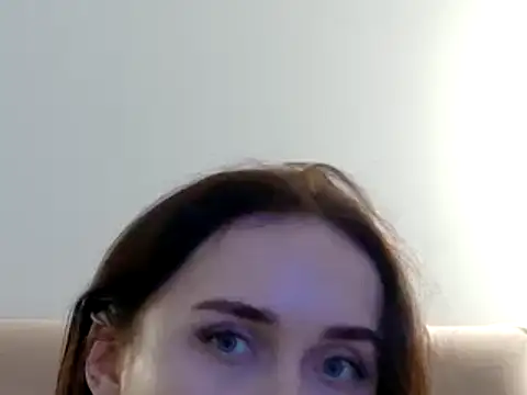 Lilliana Moon online show from 4, 2, 2025