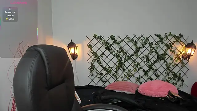 zahra Jalid online show from 28, 10, 2025