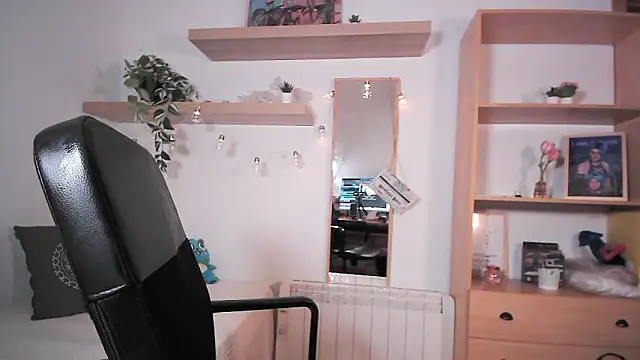 Snapshot of SabrinaSpell_ chatting on 15, 3, 2026 SabrinaSpell online show from 15, 3, 2026