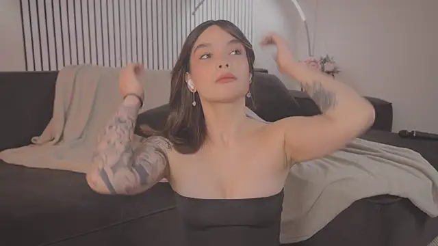 Snapshot of Bella_Alita chatting on 7, 4, 2026 Bella Alita online show from 7, 4, 2026