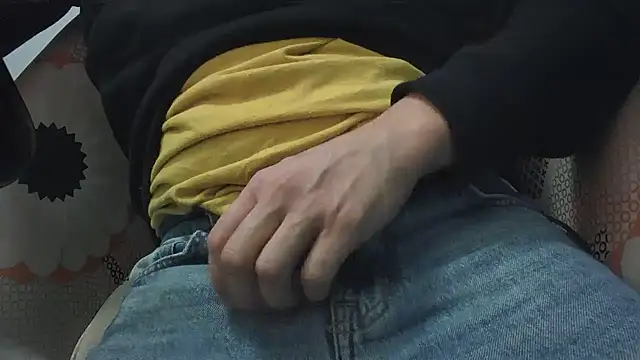 Snapshot of zoltard_1911 chatting on 7, 1, 2026 zoltard 1911 online show from 7, 1, 2026