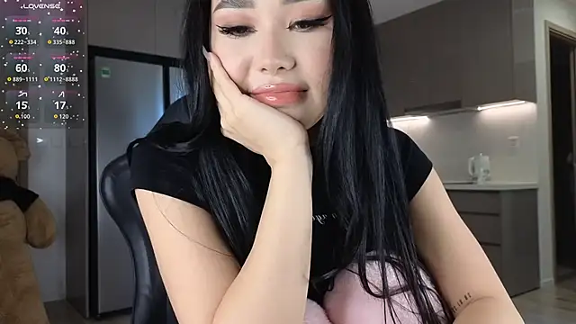 asianqueeny online show from 8, 2, 2026