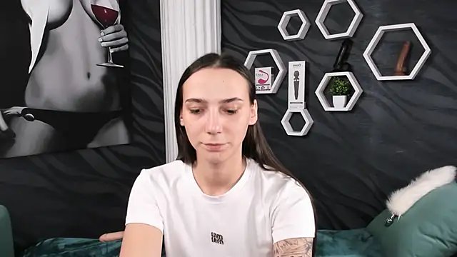 annabishop online show from 26, 1, 2025