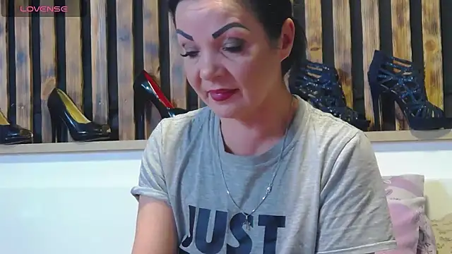 Snapshot of Tory_Lovi chatting on 5, 4, 2026 Tory Lovi online show from 5, 4, 2026