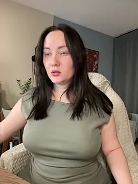 Snapshot of Kiss_My_Body chatting on 1, 4, 2026 Kiss My Body online show from 1, 4, 2026