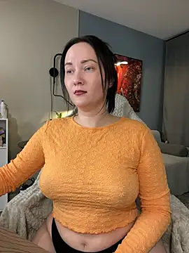 Snapshot of Kiss_My_Body chatting on 21, 4, 2026 Kiss My Body online show from 21, 4, 2026