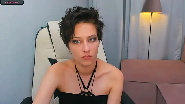 via mayer  online show from 8, 9, 2025