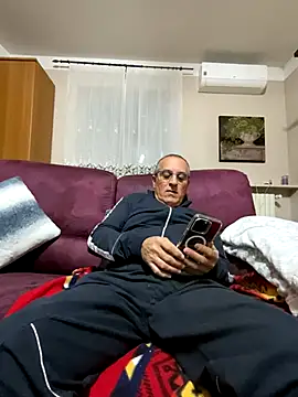 Snapshot of sempreilmio2 chatting on 5, 10, 2025 sempreilmio2 online show from 5, 10, 2025