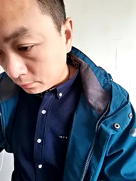 Snapshot of swg176 chatting on 3, 11, 2025 swg176 online show from 3, 11, 2025