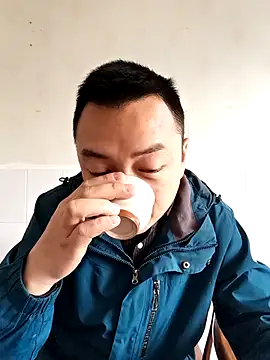 Snapshot of swg176 chatting on 24, 11, 2025 swg176 online show from 24, 11, 2025