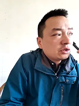 Snapshot of swg176 chatting on 26, 11, 2025 swg176 online show from 26, 11, 2025