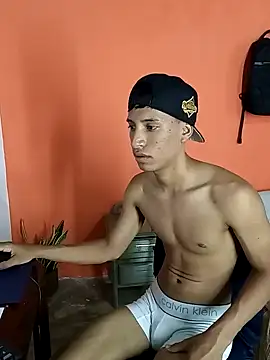 Snapshot of matteo_rivas chatting on 27, 1, 2025 matteo rivas online show from 27, 1, 2025