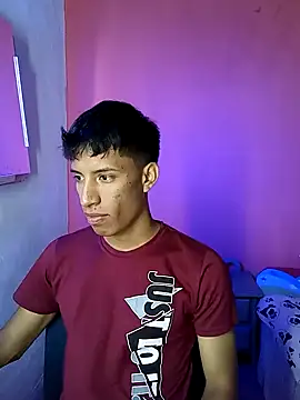 Snapshot of matteo_rivas chatting on 8, 3, 2025 matteo rivas online show from 8, 3, 2025