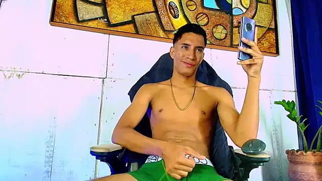 Snapshot of matteo_rivas chatting on 8, 10, 2025 matteo rivas online show from 8, 10, 2025