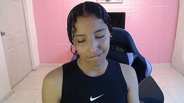 Snapshot of DULCE1609 chatting on 22, 12, 2025 DULCE1609 online show from 22, 12, 2025