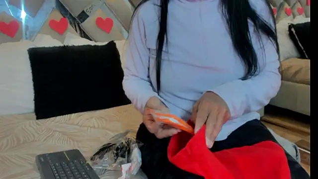 raquell moore online show from 20, 2, 2025