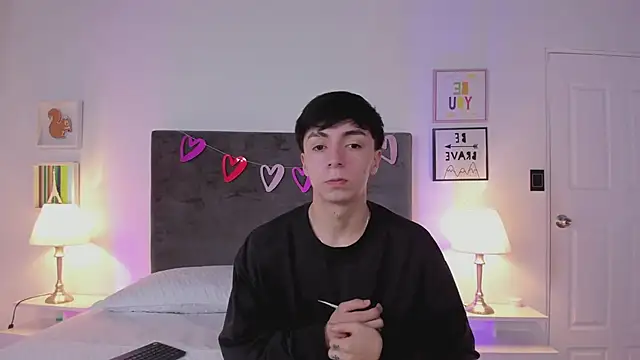 ethan and ava online show from 26, 2, 2025