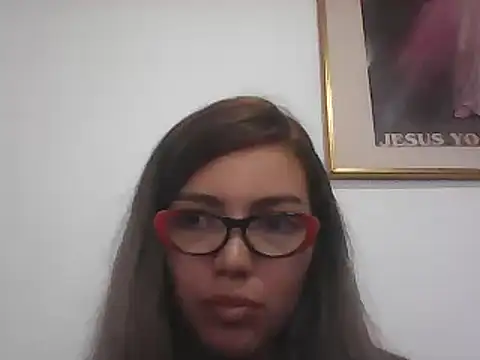 VittoriaTaylor online show from 4, 2, 2025