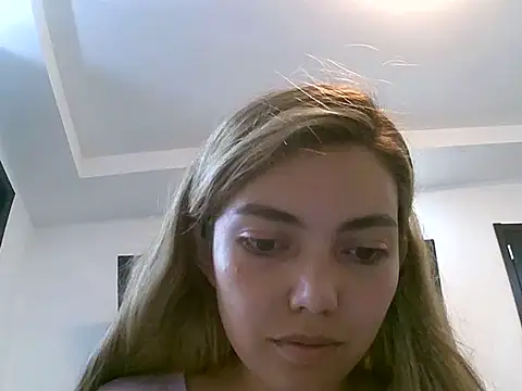 VittoriaTaylor online show from 27, 4, 2026