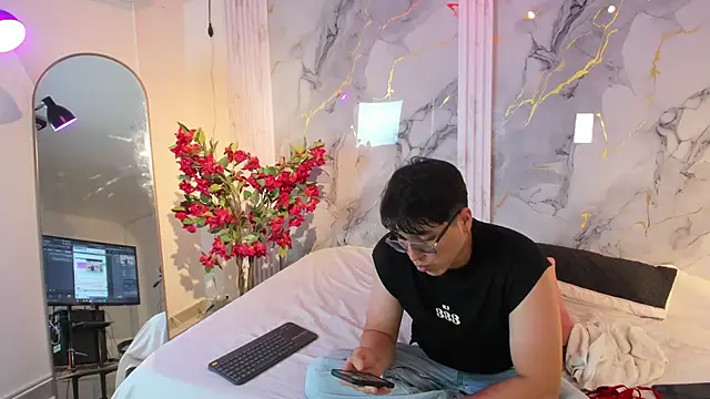 vanilla hot online show from 3, 12, 2025