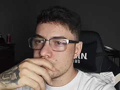 Dyllan   online show from 29, 10, 2025