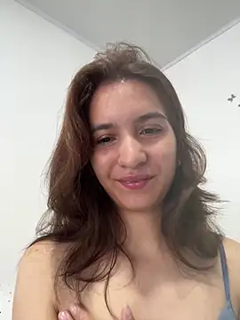 Snapshot of Bella_still chatting on 11, 6, 2026 Bella still online show from 11, 6, 2026