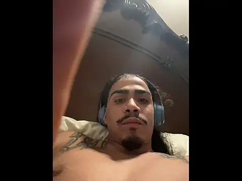 Snapshot of jamesx14877 chatting on 10, 11, 2025 jamesx14877 online show from 10, 11, 2025