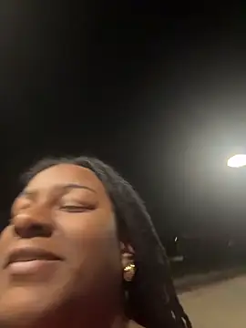 Snapshot of xoxoHotCoCo chatting on 13, 4, 2026 xoxoHotCoCo online show from 13, 4, 2026