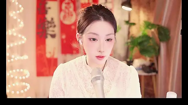 Snapshot of Dou-Dou-er chatting on 12, 2, 2025 Dou-Dou-er online show from 12, 2, 2025