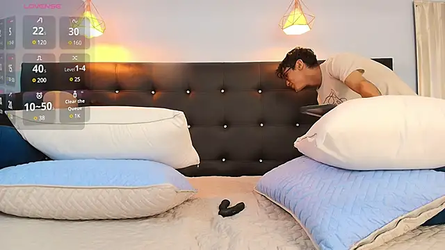 Cum hunters online show from 24, 2, 2025