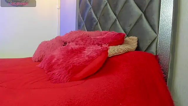 Sophiaa Gomez online show from 17, 9, 2025