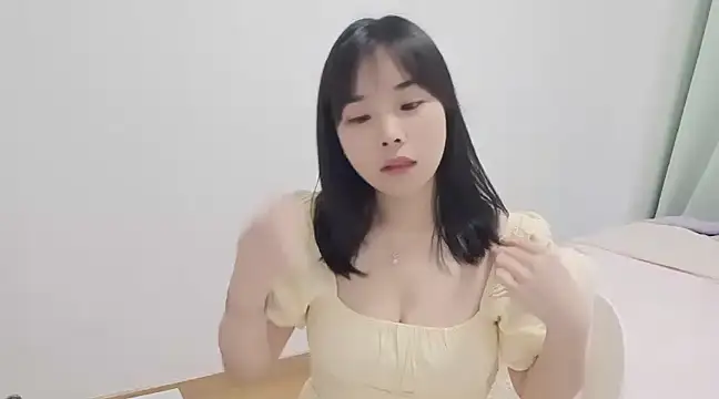 CeCiliao604 online show from 20, 2, 2025