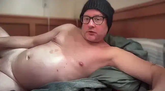 Snapshot of __DR3W__ chatting on 24, 1, 2025 DR3W online show from 24, 1, 2025